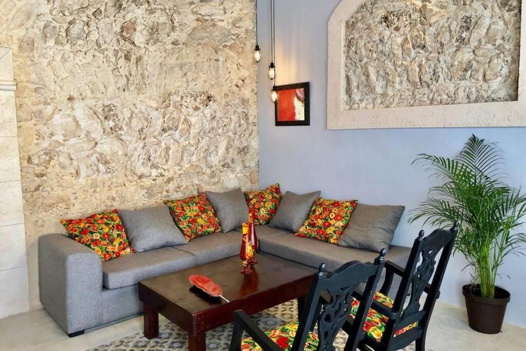 Casa El Flamboyan Dentro De La Ciudad Amurallada Campeche Buitenkant foto